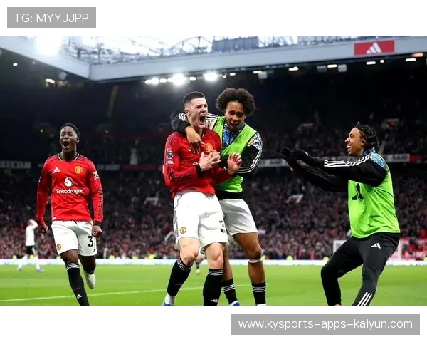 曼联锋线在比赛中展现强大杀伤力